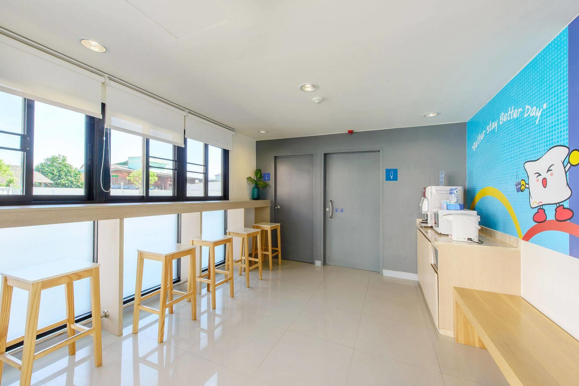 Hop Inn Nakhon Si Thammarat Exterior foto